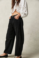 Wide Leg Jeans with Pockets.