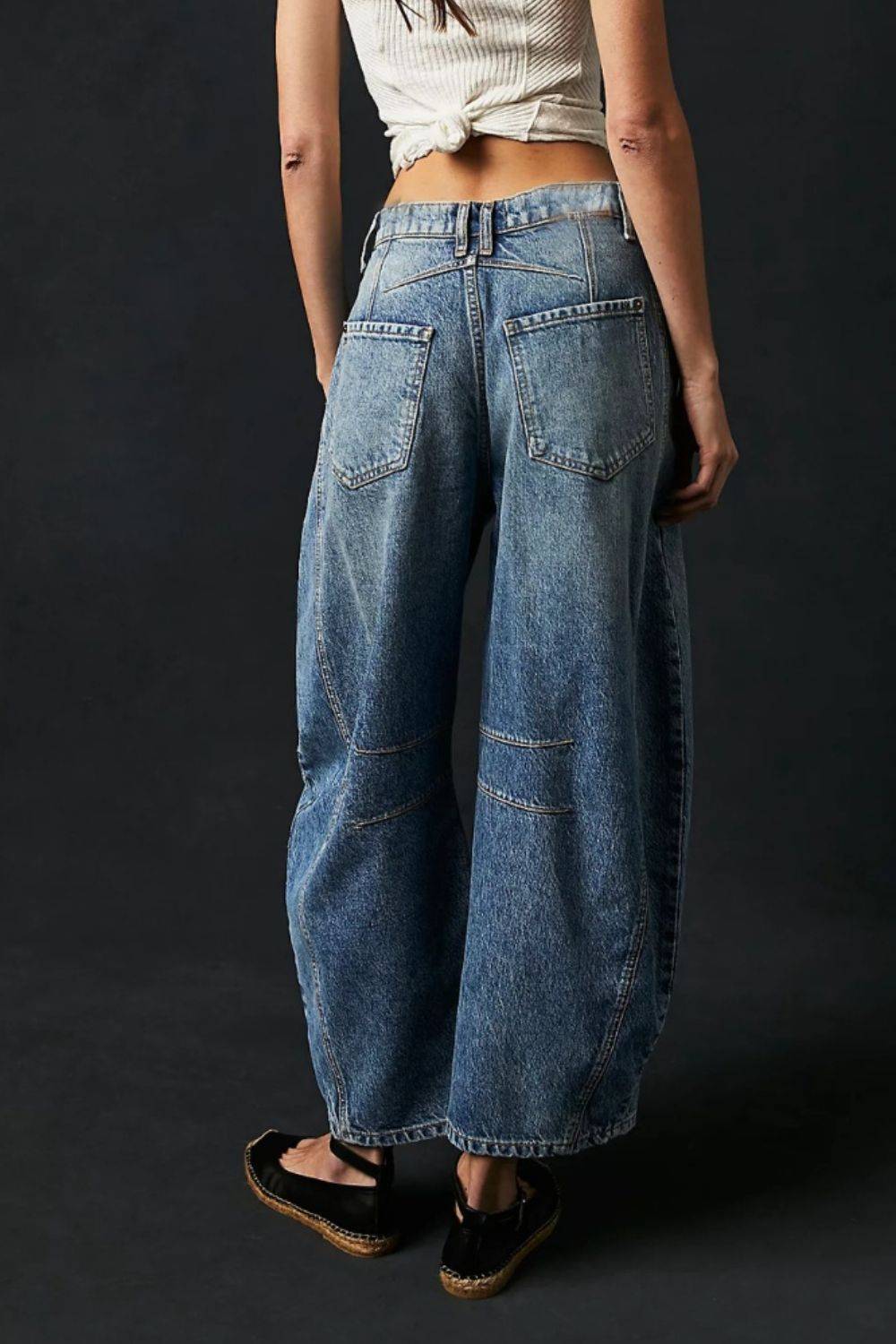 Wide Leg Jeans with Pockets.