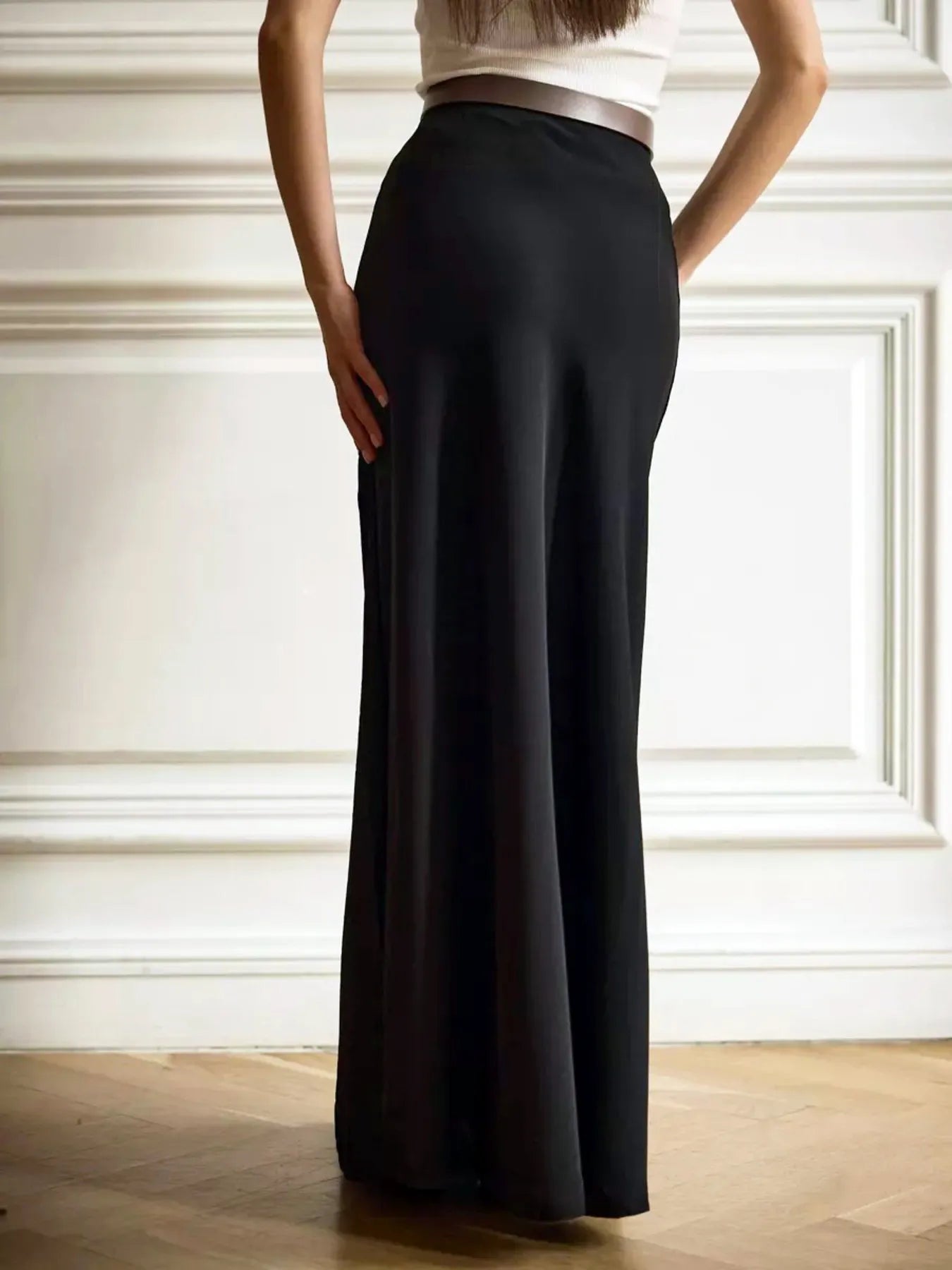 High-Waisted Maxi Skirt in black, basic style with no lining, made of polyester and spandex